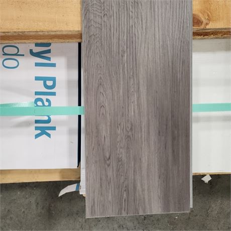 7 Boxes - Coreluxe Rigid Vinyl Plank Flooring - Stormy Gray Oak 5mm+Pad