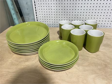 Rachael Ray Dinnerware Set