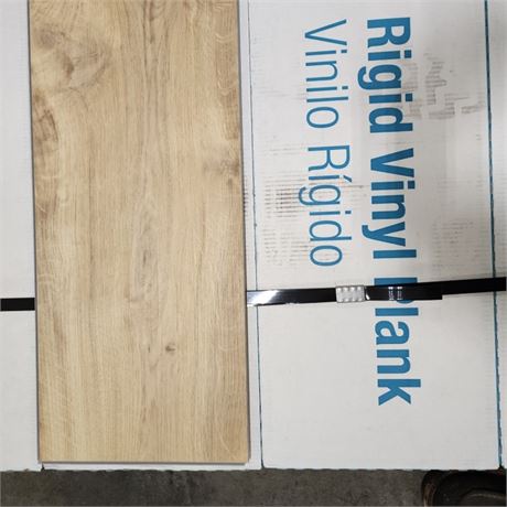 4 Boxes - Coreluxe Rigid Vinyl Plank Flooring - Charleston Oak 7mm+Pad