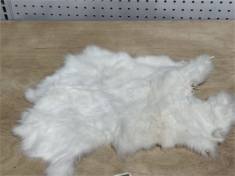 Natural White Rabbit Fur