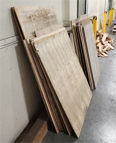 Assorted Small Sheets of Plywood (mostly 40" x 4')