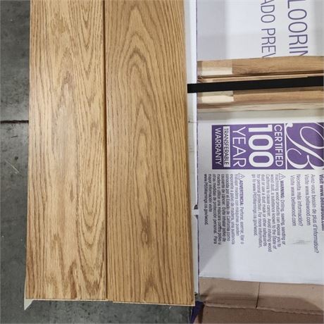 23 Boxes - Bellawood Hardwood Flooring - Amherst Oak