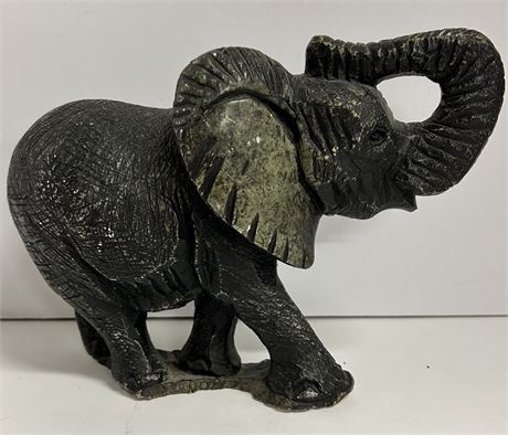 Beautiful elephant statue