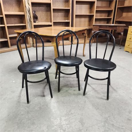 Bistro Chair Trio