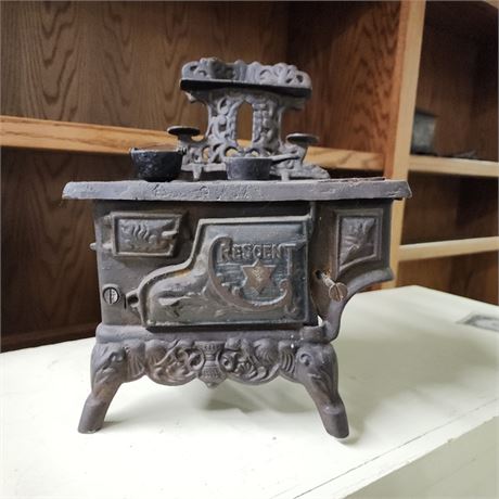 Antique Crescent Salesman Sample Cast Iron Stove