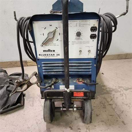 Nice Portable Miller Blue Star 2E DC Arc Welder w/ Gas Engine+Cover