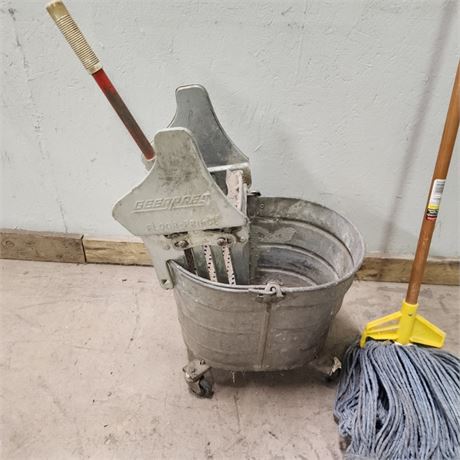 Mop & Metal Mop Bucket