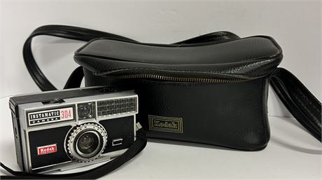 Vintage Kodiak camera and carry case