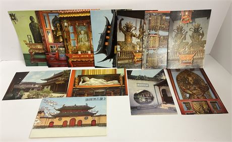 A good size collection of Chinese pictures