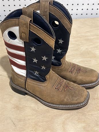 Smoky Mountain Kids Stars and Stripes Boots Size 13.5 R