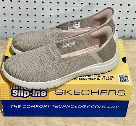 Skechers Slip-Ins Shoes Women’s size 8.5 New with Box