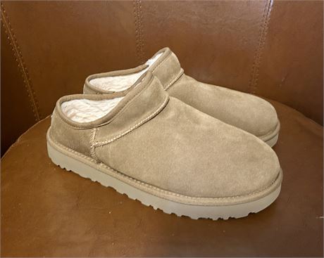 Ugg Classic Slippers Tan Suede Women’s size 9