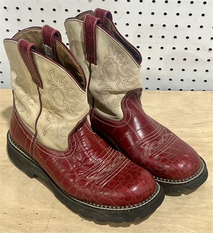 ARIAT Fatbaby Red and Cream Alligator Western Pull-on Boots Women’s size 10B