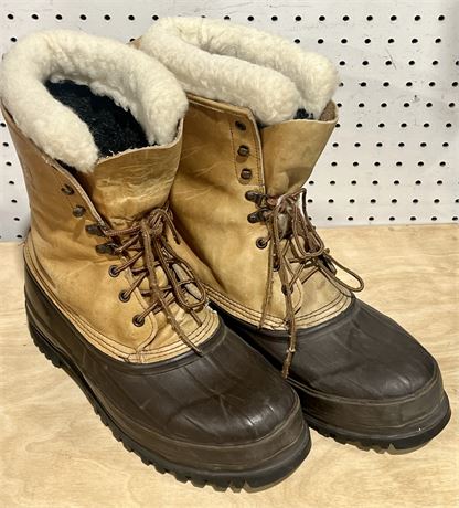 Lacrosse Tan Leather and Rubber Winter Boots Men’s size 11