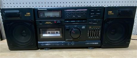 Vintage Panasonic Portable Stereo Boombox CD Player/Cassette Player/Radio