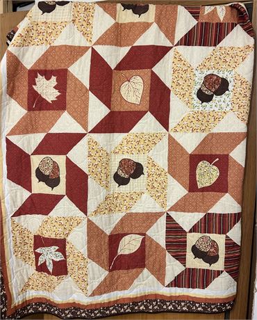 Beautiful fall quilt