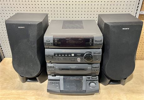 Sony Compact HI-FI Stereo, Cassette Player, 5 CD Changer, Tuner and Speakers