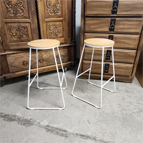 Stool Pair