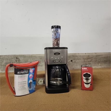 Cuisinart Coffee Maker/Water Filter/Cups