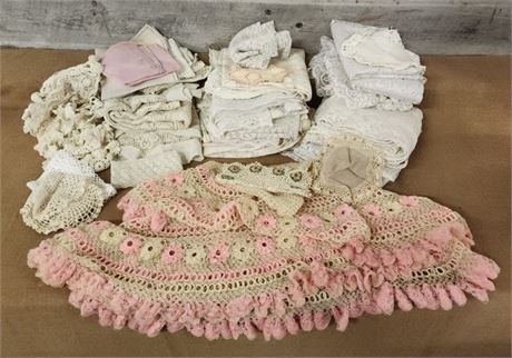 Vintage Doilies/Lace/Crocheted