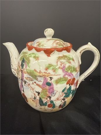 Antique Japanese Geisha Hand Painted Porcelain Tea Pot