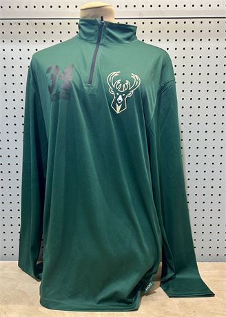 NBA Milwaukee Bucks Quarter Zip Thermal Pullover Men’s size Large