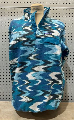 Patagonia Synchilla Fleece Pullover Blue Multi-Color Women’s size Medium