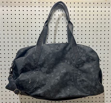 Lululemon “Out of Range” Duffel/Gym Bag Black Camo