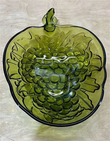 Antique Green Indiana Glass Grape Cluster Serving Bowl