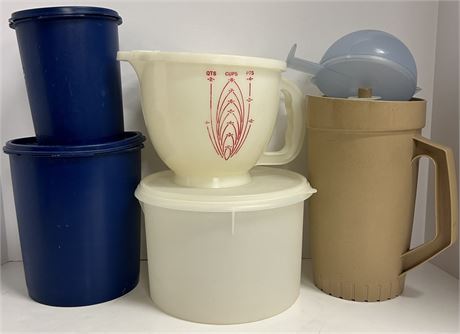 Vintage Tupperware set