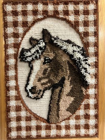 Beautiful horse carpet wall art about 41 inches tall and about 29 inches wide