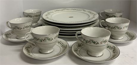 18 piece fine china