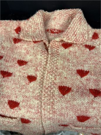 Vintage hand knit child’s wall sweater approximately size 3