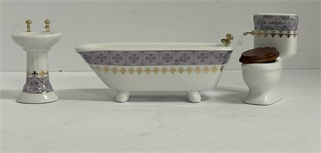 Small porcelain bathroom decor