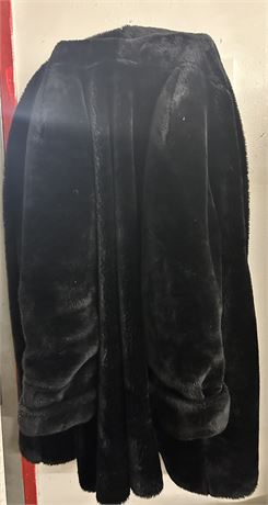 Vintage Monterey faux fur coat size is XL