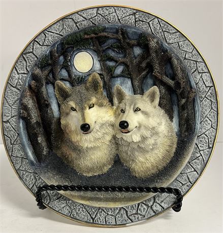 Beautiful decorative wolf plate