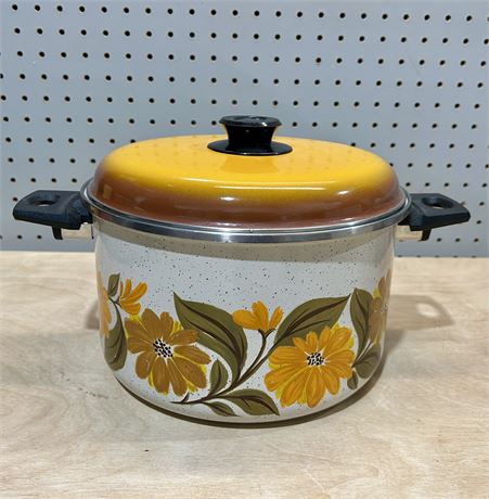 JMP Capri Enamelware Double Handle Stew Pot Retro Floral Design Vintage