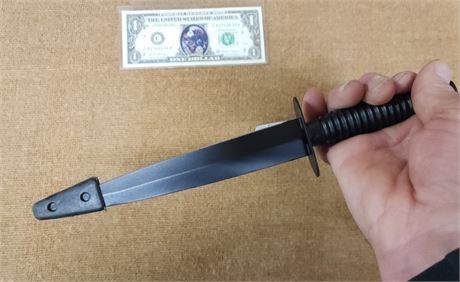 New British Commando Knife w/ Sheath