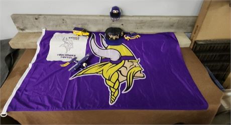 Vikings Fan Bundle - Die Cast Items/Banner/Radio/Bank/Flag 60x36