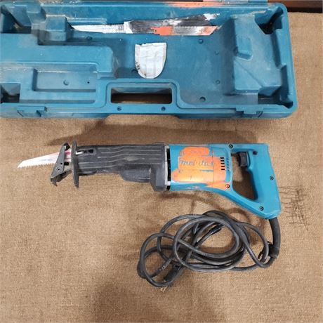 Makita Recipro Saw w/ Case