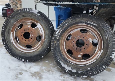 Truck Tire & Wheel Pair - (7.5-20)