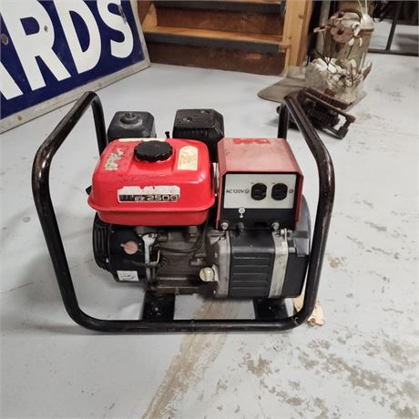 Honda 2500 Generator - runs