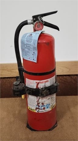 Fire Extinguisher w/ Full Charge