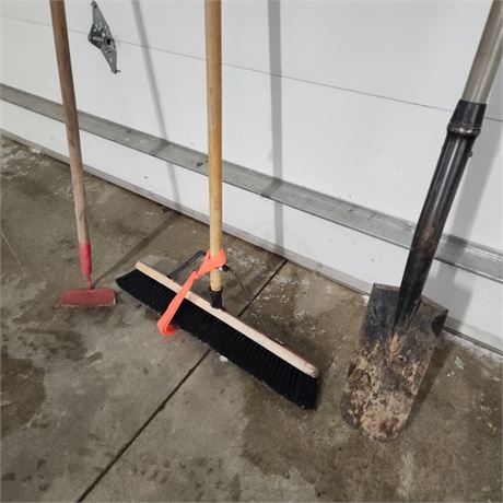 Shop Broom, Hoe, Shovel