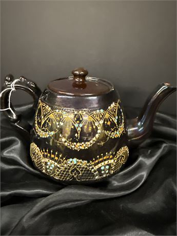 Handmade in England Teapot